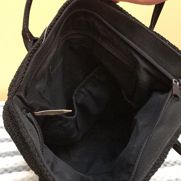 Black Purse - Picture 3 of 4